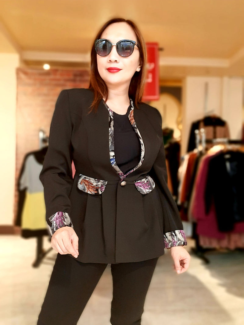 Black 1-Buttoned Graphic V-Neck Pleated Formal Blazer