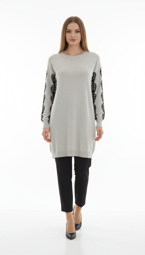 Long Leaf-Sleeve Knit Tunic