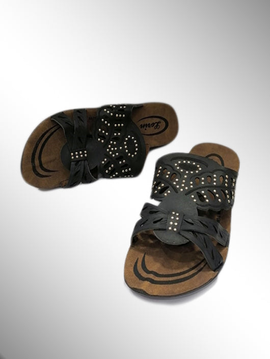 Black Cut-out Slippers | نعال أسود